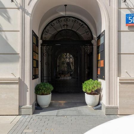 Residence On Wspolna Str. Apartment Warsaw By Renters Dış mekan fotoğraf