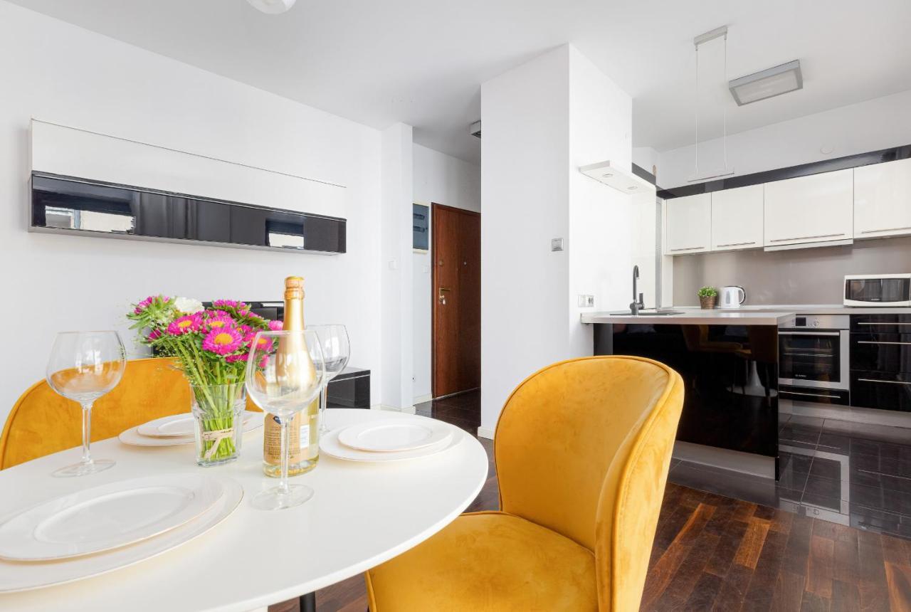 Residence On Wspolna Str. Apartment Warsaw By Renters Dış mekan fotoğraf