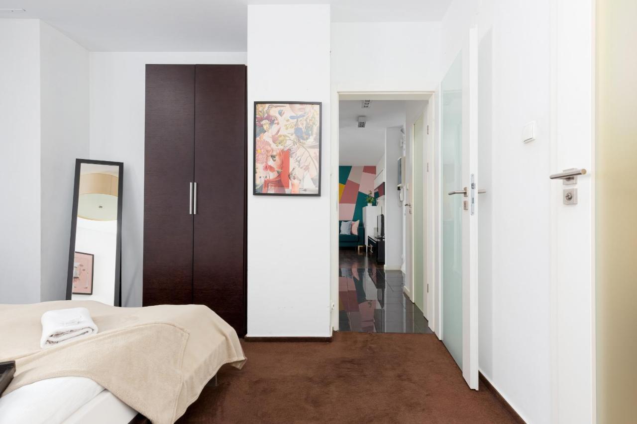 Residence On Wspolna Str. Apartment Warsaw By Renters Dış mekan fotoğraf